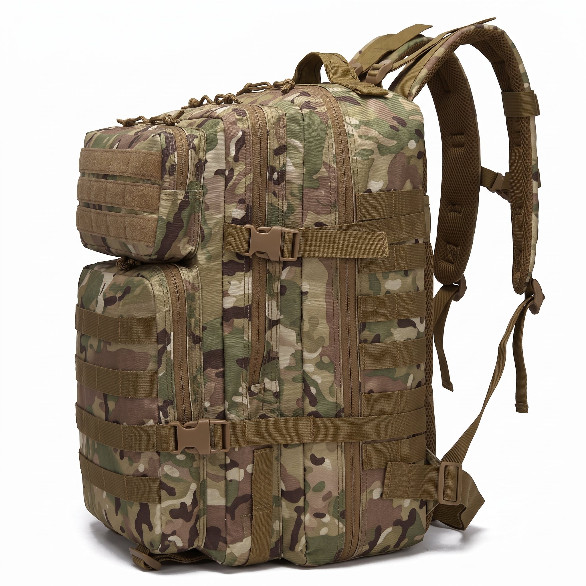 Seitenprofil des Multicam Assault Packs mit MOLLE-Gurtband und Kompressionsriemen