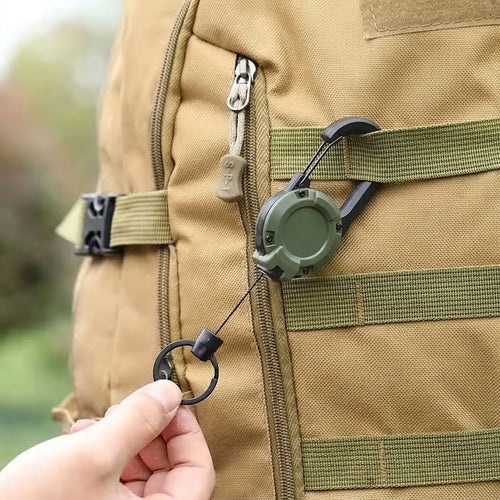 Schlüssel Karabiner Ausziehbar am Rucksack befestigt Outdoor – Army Dropz Armee Shop Schweiz